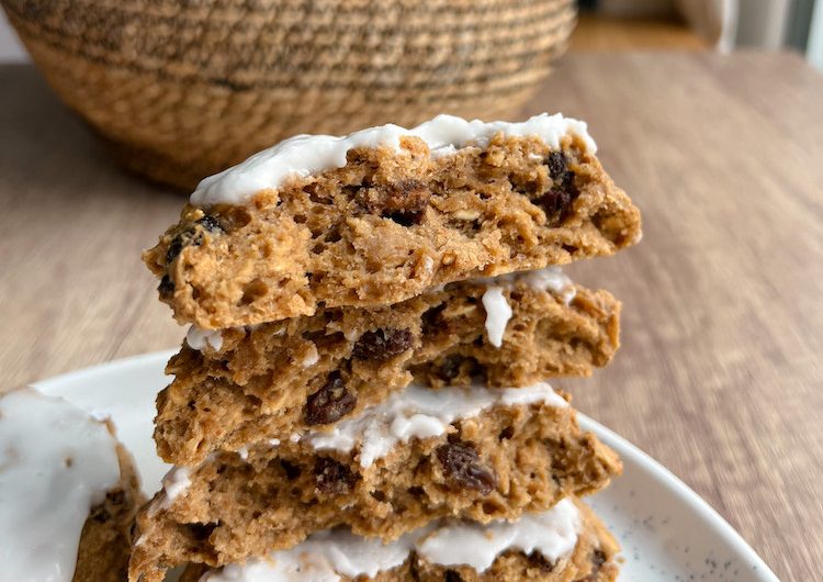 Vegan and Gluten Free Oatmeal Raisin Breakfast Cookies
