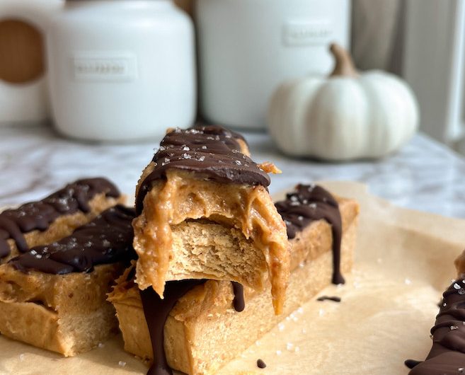 Healthy Homemade No Bake Protein Candy Bars