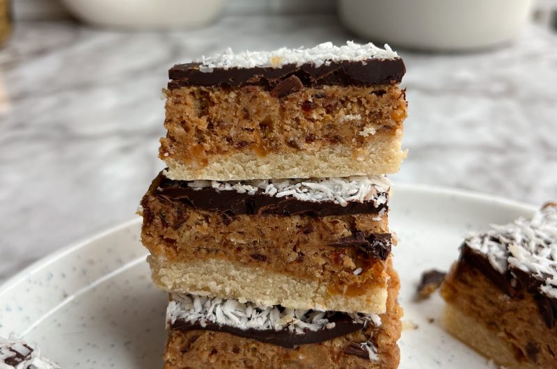Healthy and Easy No Bake Samoa Cookie Protein Bars
