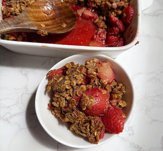 Golden and Gooey Berry Crisp (Gluten-Free, Dairy-Free Option)
