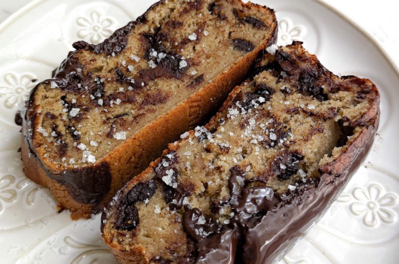 Gluten-Free Blender Banana Bread with Cottage Cheese and Chocolate Chips
