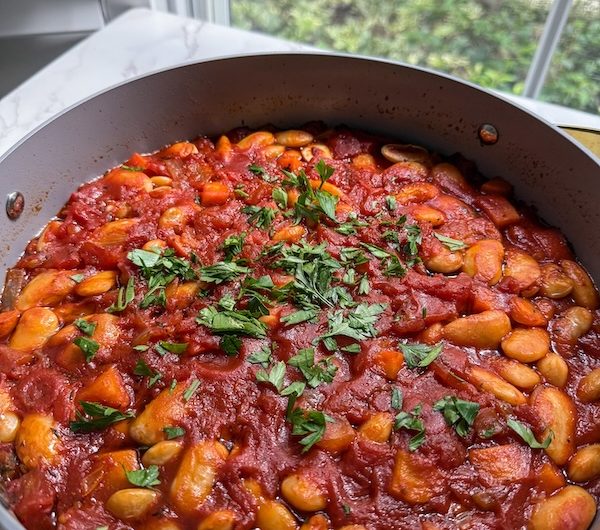 YiaYia's Cozy Greek Gigantes