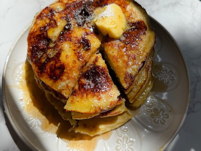 Healthy Gluten Free Cinnamon Roll Greek Yogurt Pancakes