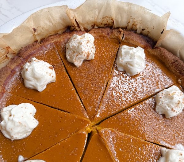 The Best Ever Gluten-Free Healthy Pumpkin Pie