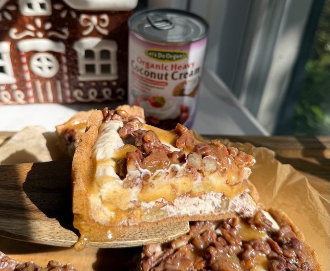 Obsession-Worthy Decadent No Bake Pecan Pie Cheesecake